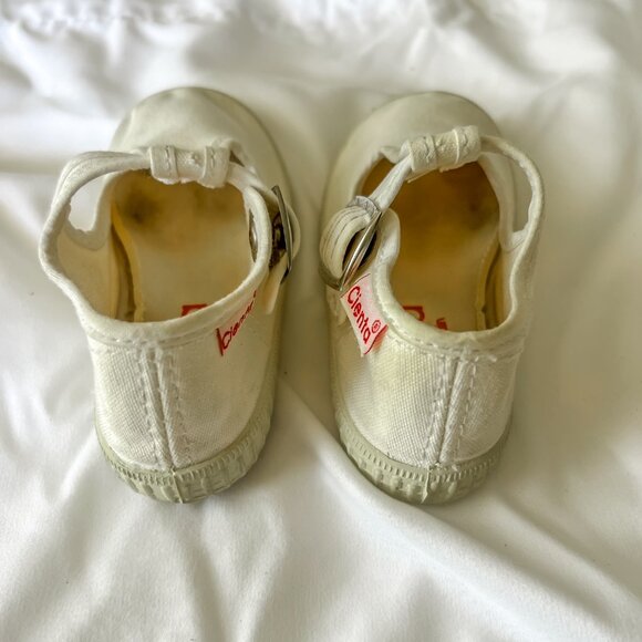 Cienta 5100 T-Strap Canvas Shoe - Picture 6 of 8